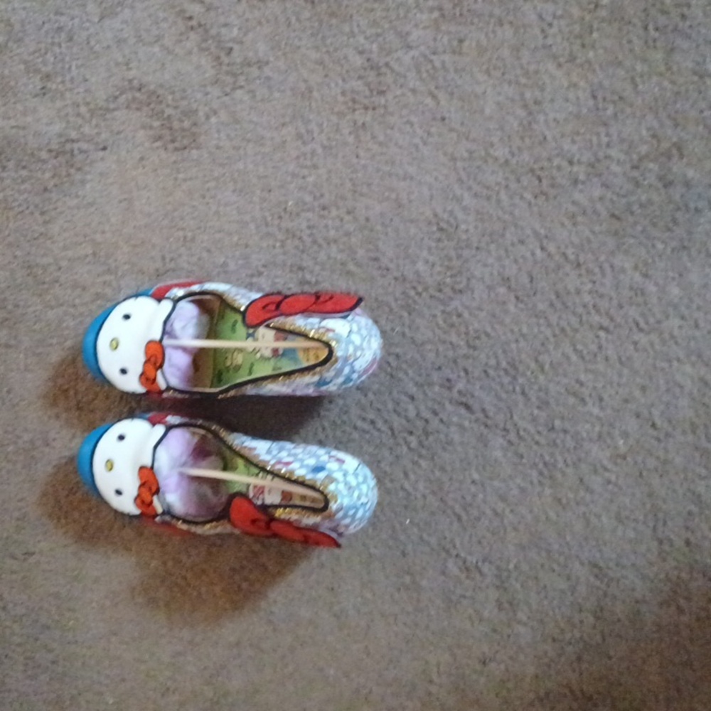 United Kingdom 🇬🇧 irregular choice hello kitty shoes - Picture 10 of 10